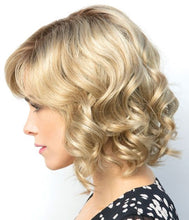 Load image into Gallery viewer, Reign by Amore