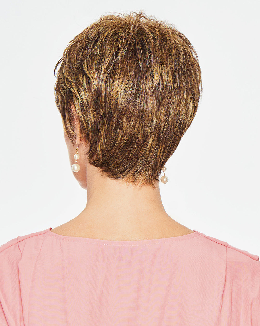 OPTIMISTIC in color SS-MEDIUM-BLONDE | Medium Blonde with Warm Highlights & Dark Brown Roots