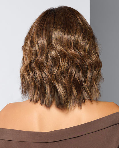 Steal The Show in SS8/29 SHADED HAZELNUT | Rich Medium Brown Evenly Blended with Ginger Blonde Highlights with Dark Roots
